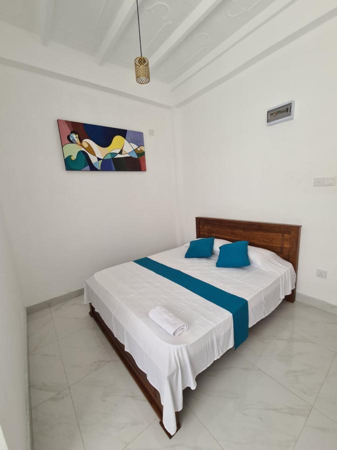 Ceylon Lodge - Airport Transit Hostel Negombo Exteriér fotografie