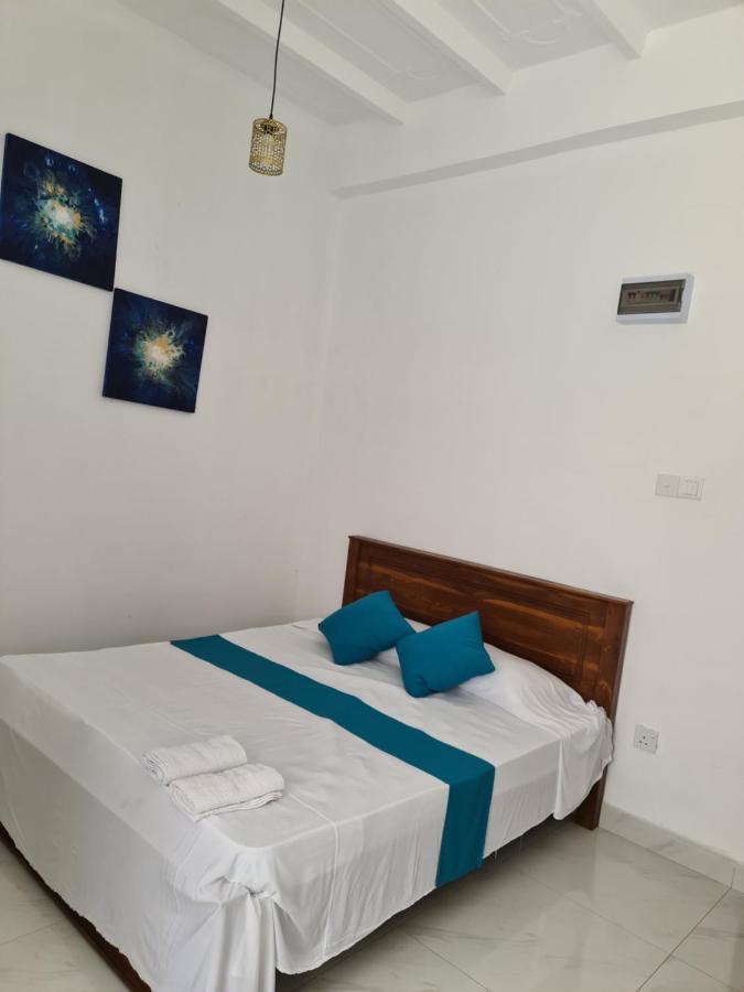 Ceylon Lodge - Airport Transit Hostel Negombo Exteriér fotografie